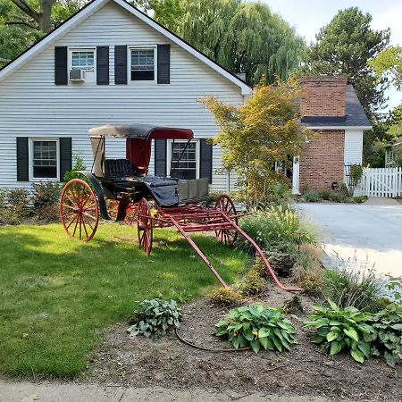 Upper Canada Coach House Niagara-on-the-Lake Екстериор снимка